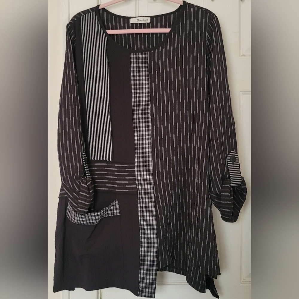 Moonlight Black and White Patterned Long Sleeve Top